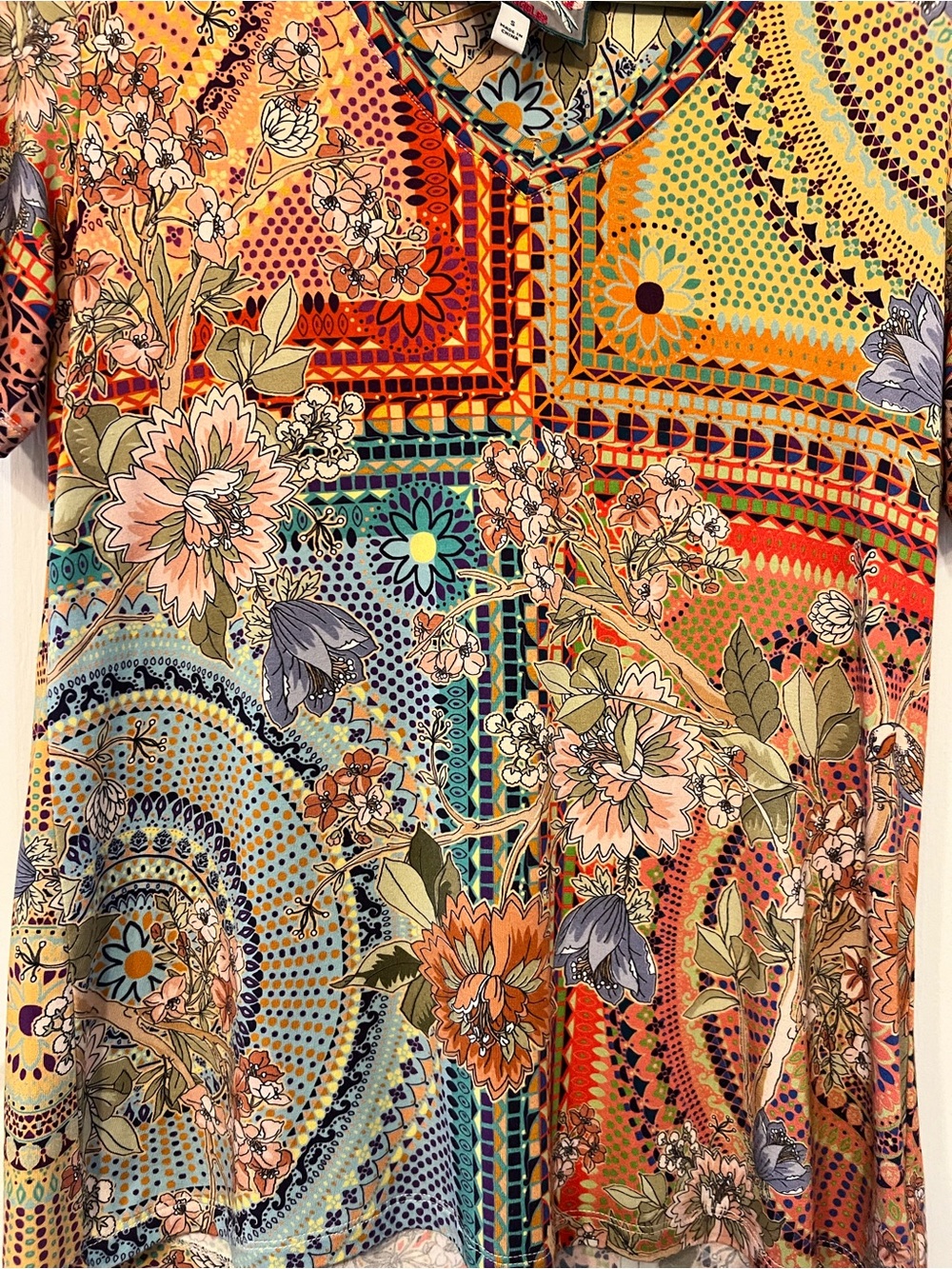 Johnny Was Colorful Boho Floral V-Neck Tee, Size S - Picture 2 of 8